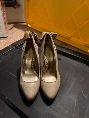 Rampage Taupe Pointed-Toe Pumps with Heel Bow